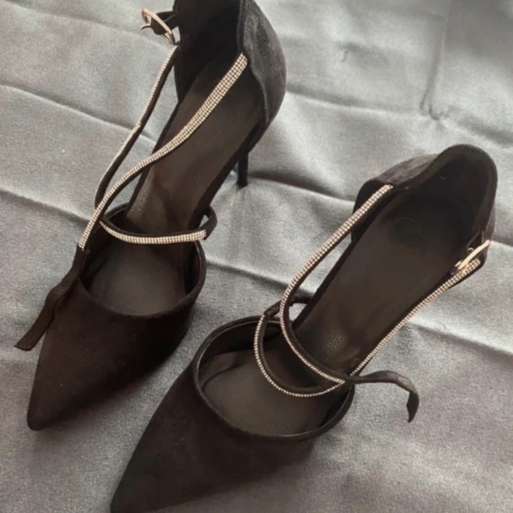 Source Unknown Glossy Black Heels - image 3